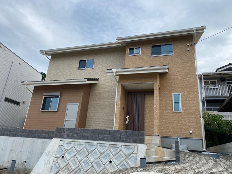 新築完成外観 11